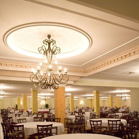 Hotel-Restaurante Cerrillo San Marcos Diezma ภายนอก รูปภาพ