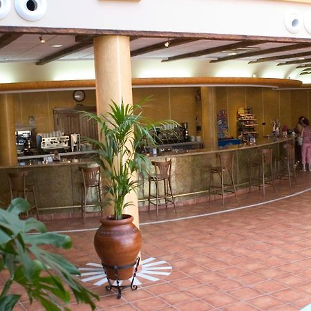 Hotel-Restaurante Cerrillo San Marcos Diezma ภายนอก รูปภาพ
